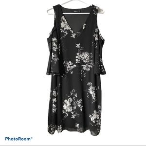 Floral printed cold shoulder dress